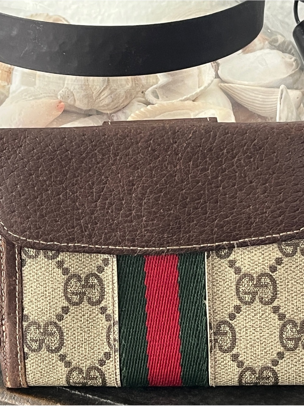 Gucci Brown Monogram Canvas Card Case with Green and Red Web - Picture 2 of 11
